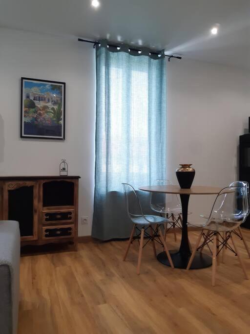 Cosy Saint Yorre Appartement Buitenkant foto